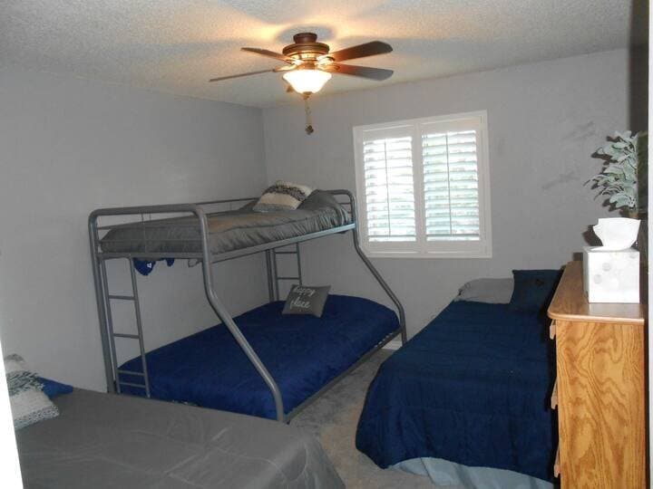 Building Photo - 2770 Diablo Dr