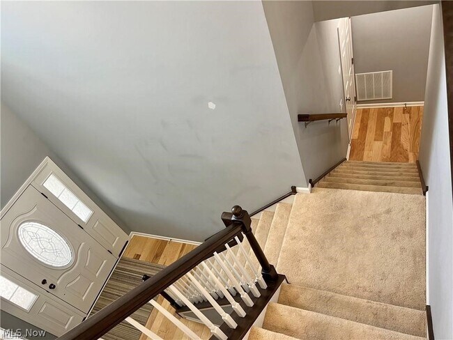Building Photo - 10454 Dogwood Dr