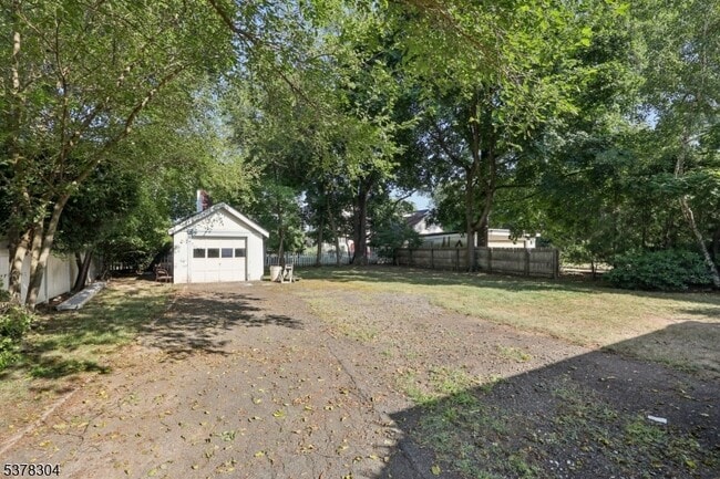 Building Photo - 359 Bogert Ave