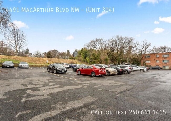 Building Photo - 4491 MacArthur Blvd NW