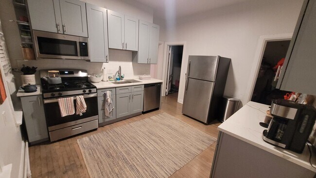 Building Photo - AM-Clifton LLC