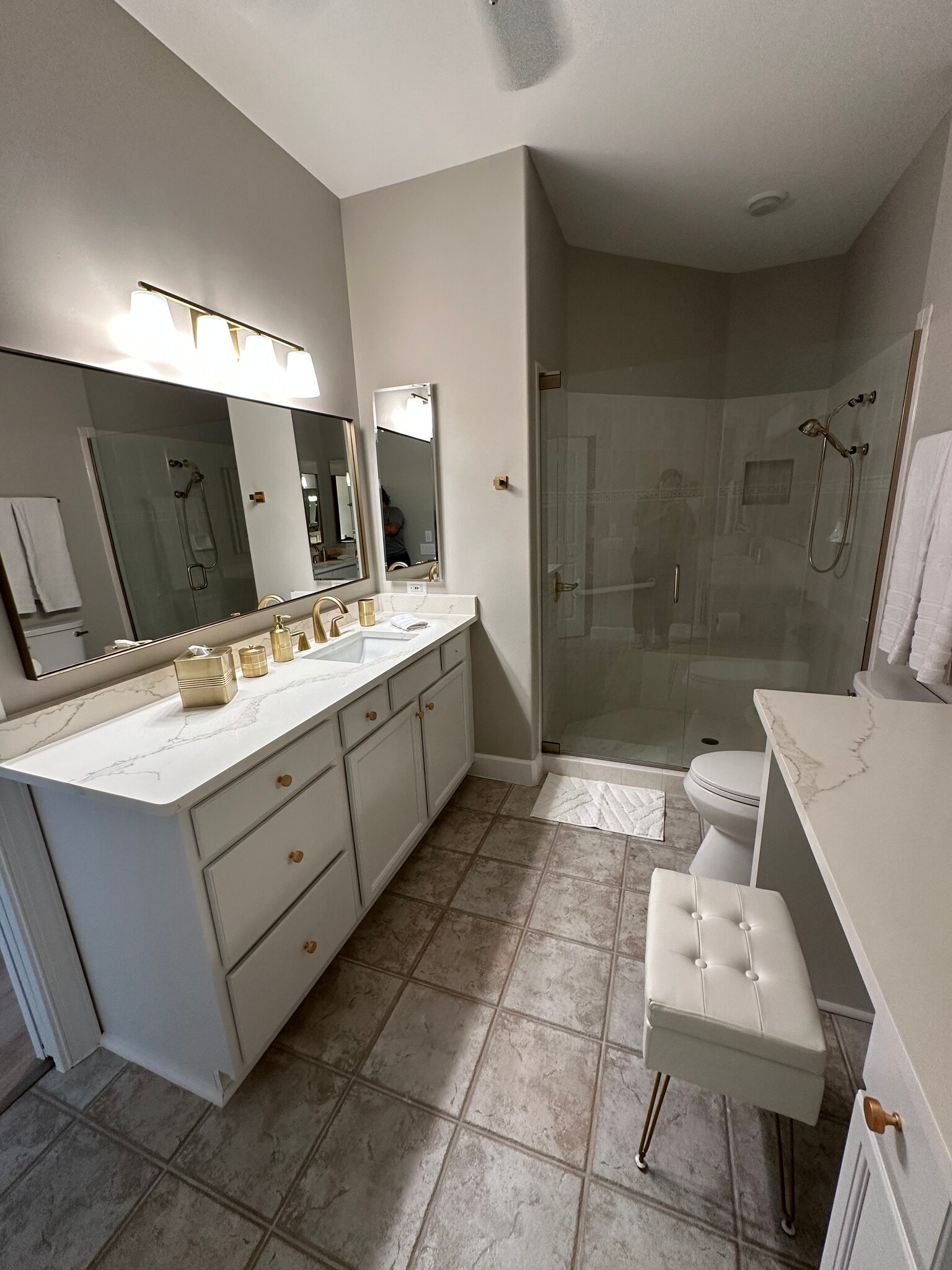 Building Photo - 8899 Bristol Bnd