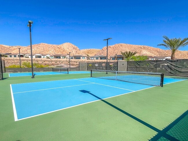 Building Photo - SINGLE STORY HOME IN GATED DEL WEBB AT LAK...