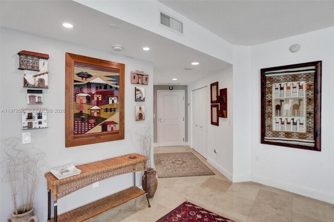 Building Photo - 1250 S Miami Ave