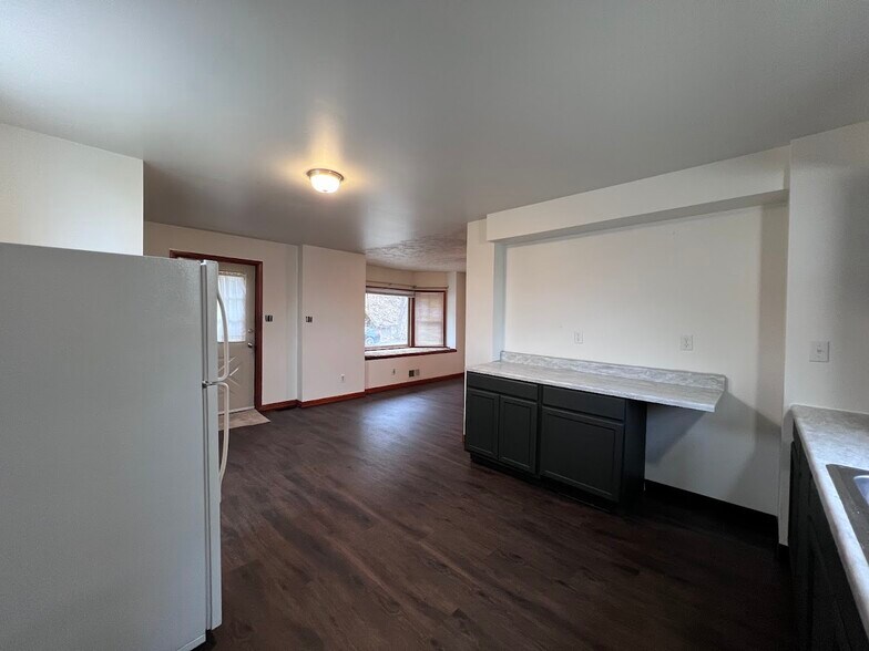 Building Photo - 184 Pennsylvania Ave