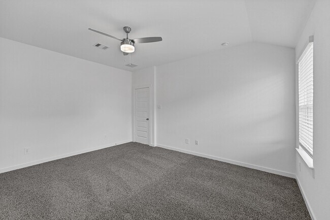 Building Photo - 30034 Foxtail Pne Ct