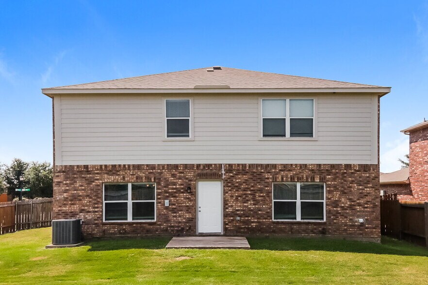 Building Photo - 217 Mill Rd
