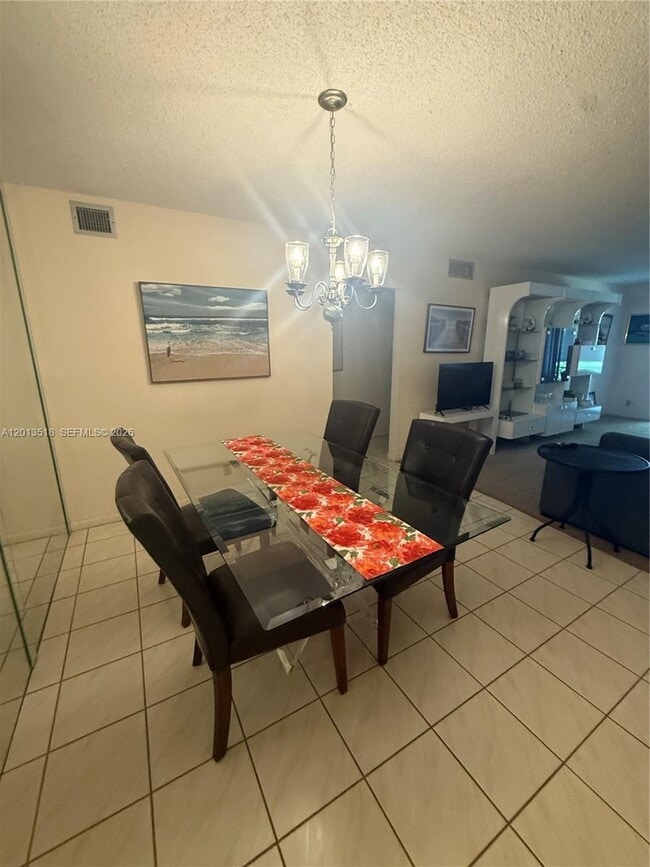 Building Photo - 4401 Martinique Ct