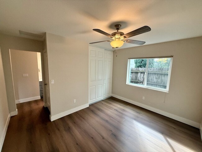 Building Photo - NEW BUILD! Beautifully designed mini home with Solar!!