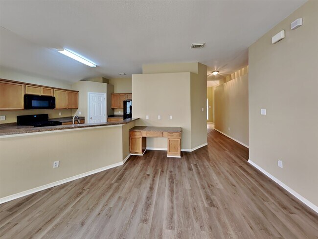 Building Photo - 719 Chase View Dr
