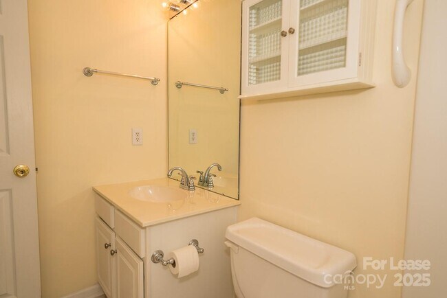 Building Photo - 6937 Rothchild Dr