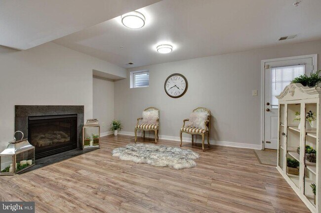 Building Photo - 1207 Pear Blossum Ct