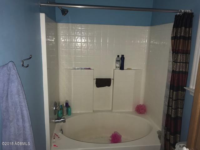 Building Photo - 29 Ardmore Ave