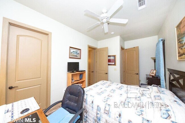 Building Photo - 1430 Regency Rd