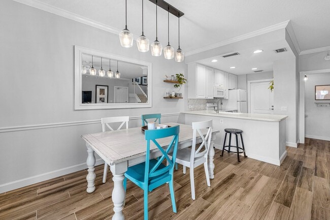 Building Photo - 2109 Tarpon Lake Way