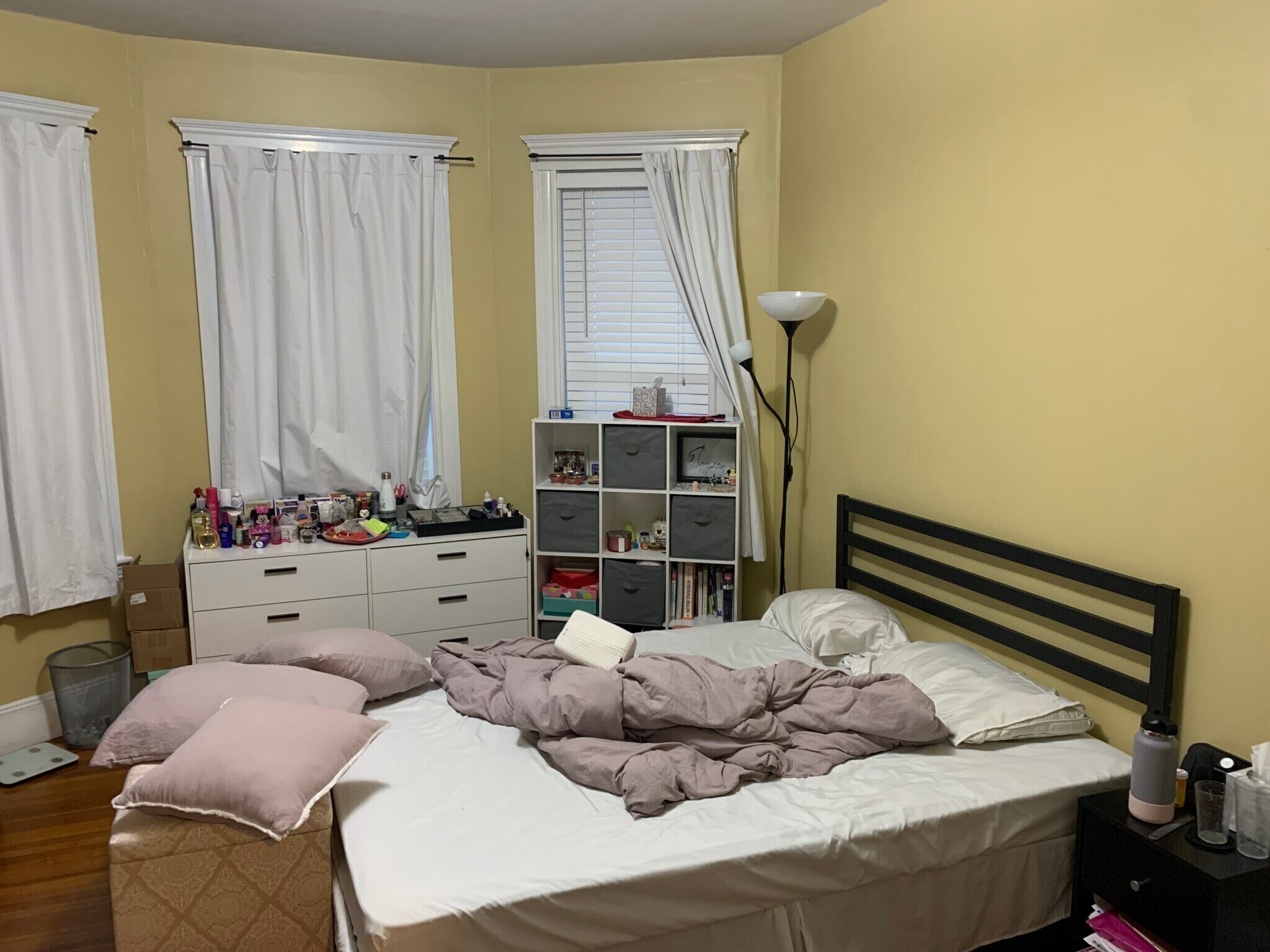 Building Photo - 6 Elm St