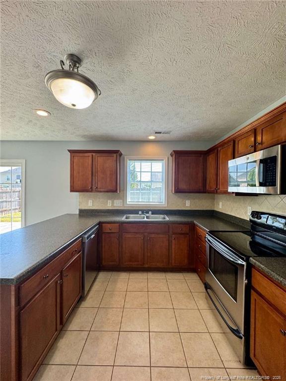 Building Photo - 231 Brightwood Dr