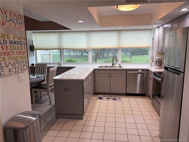 Building Photo - 3566 SW Sunset Trace Cir