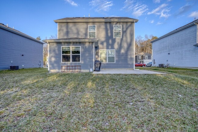 Building Photo - 124 Currant Cir