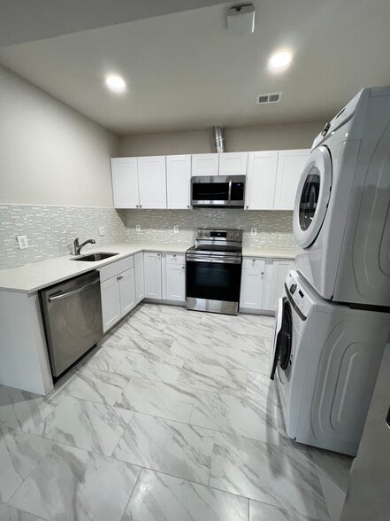 Kirchen - 23622 Shetland Ct