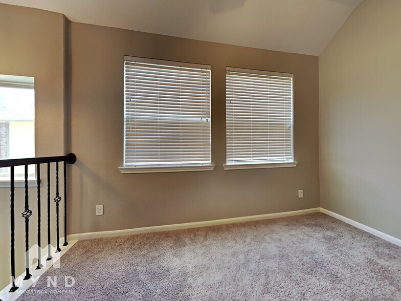 Building Photo - 118 Cheswood Forest Dr