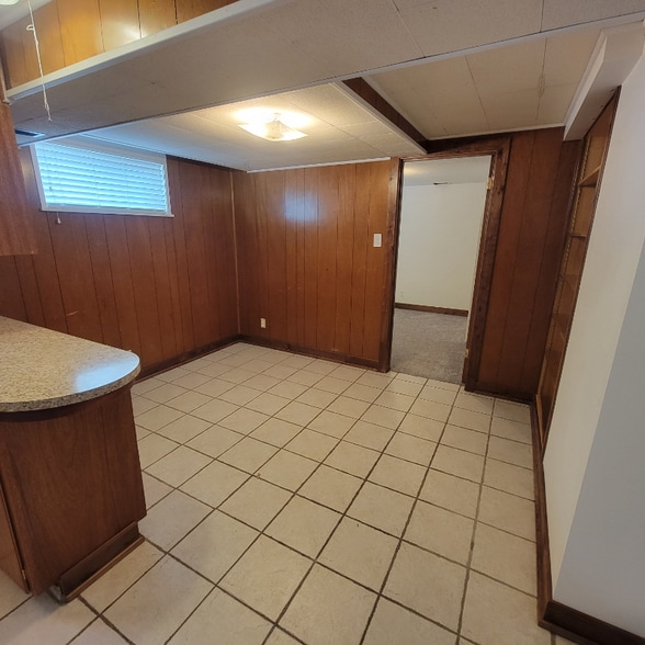 Building Photo - 2654 Tyler Ave