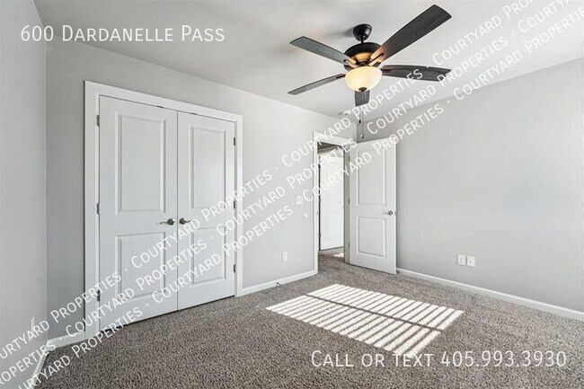 Building Photo - 600 Dardanelle Pass