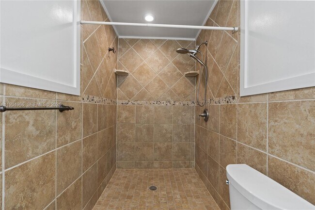 Building Photo - Northwest 23rd Street, Pembroke Pines, FL 33024 - 3 BR 2 BA house