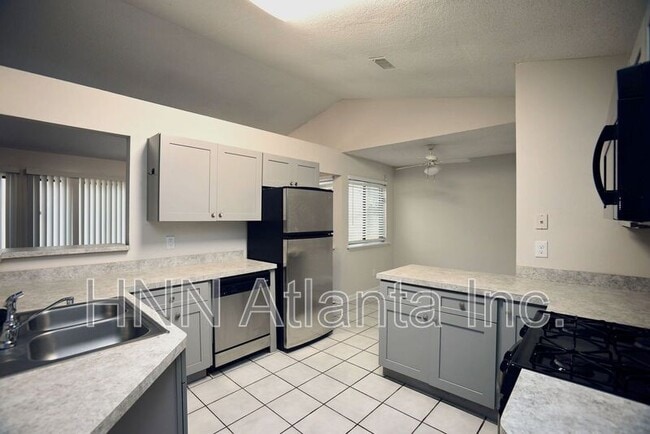 Building Photo - 3882 Springleaf Point