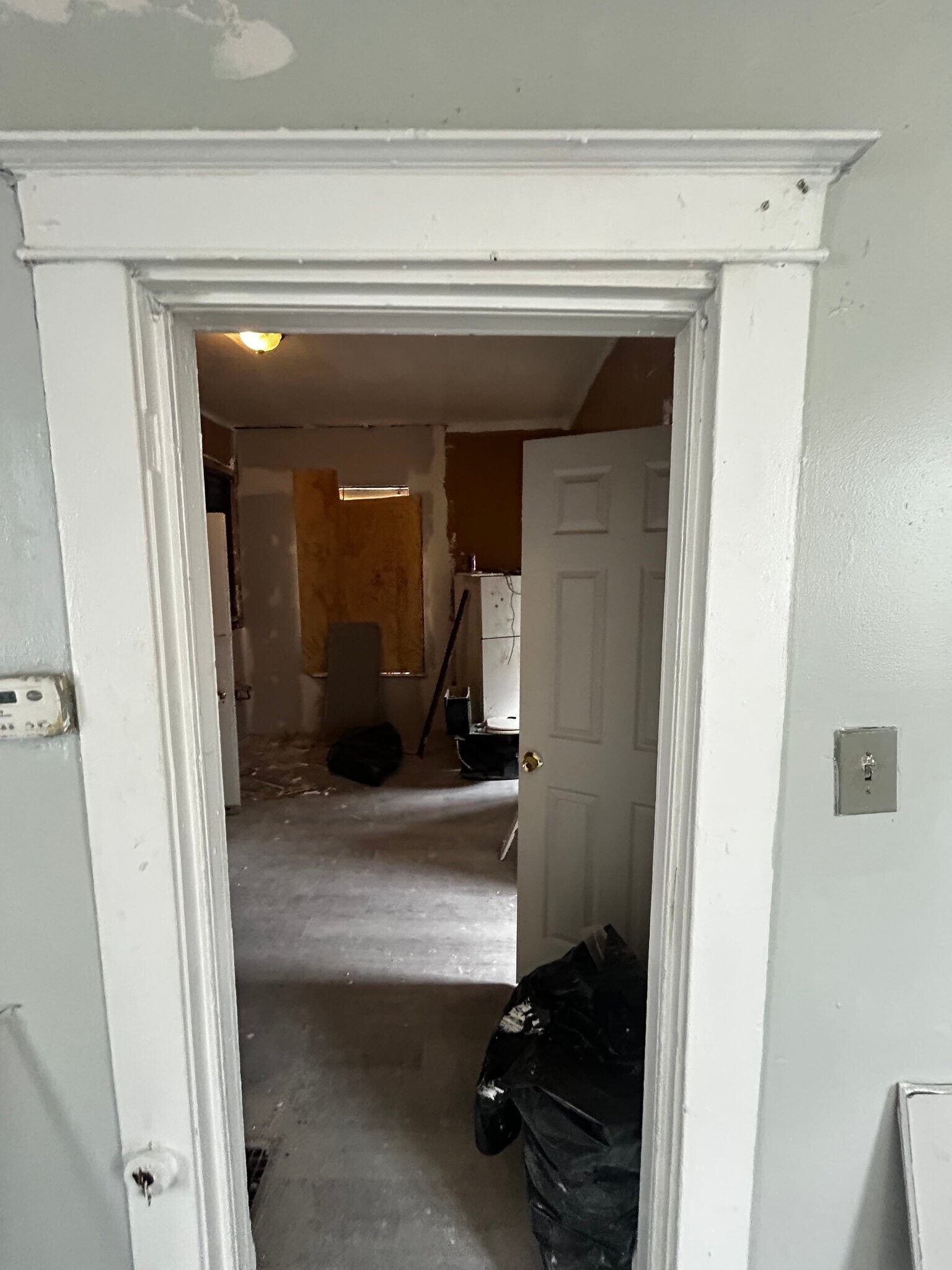 Building Photo - 5657 Roosevelt Pl
