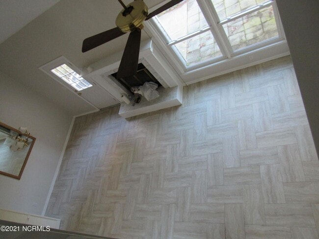 Building Photo - 314 Bracken Pl