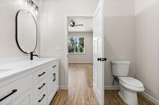 Building Photo - 85152 Winding Way