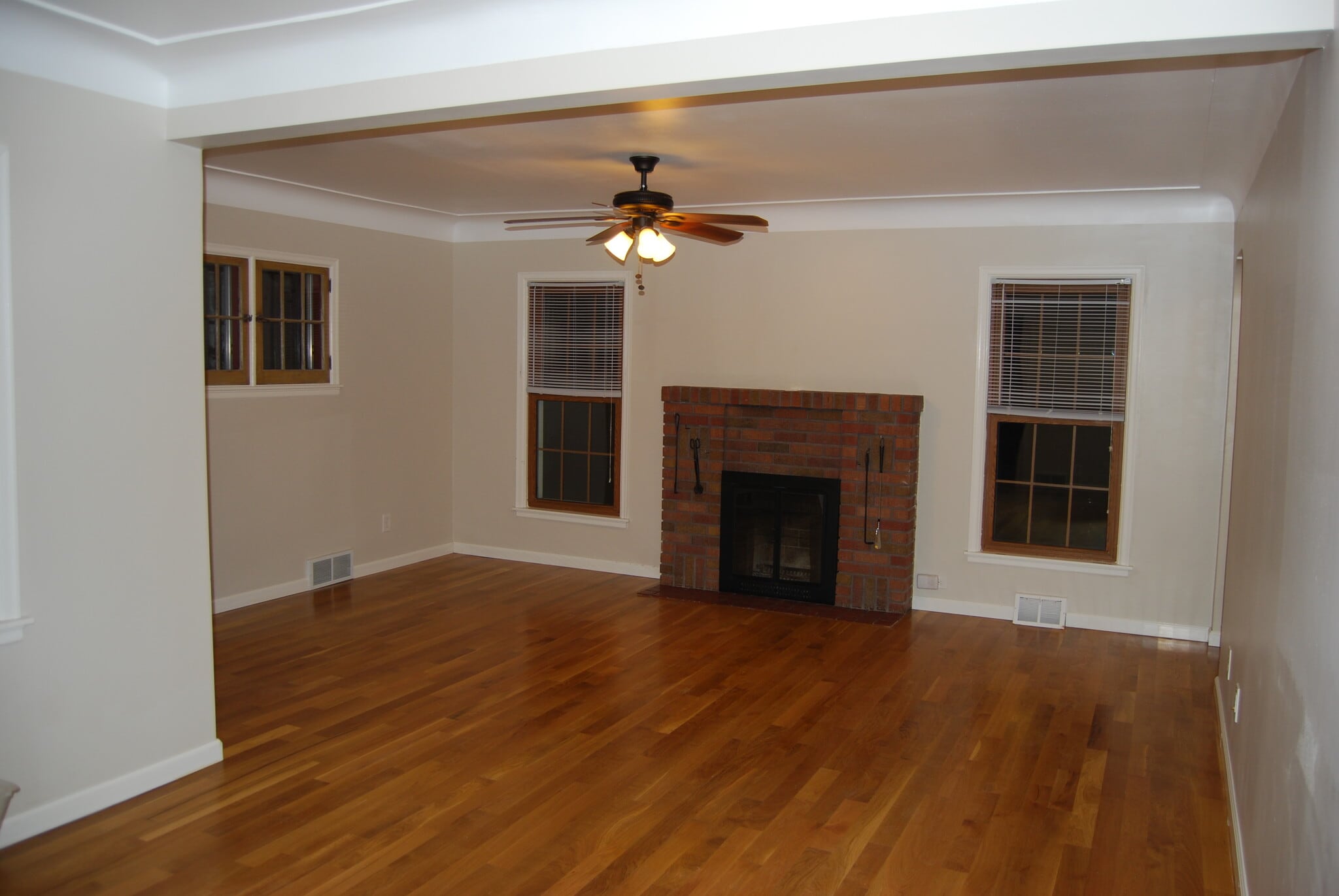 Living Room w/Fireplace - 2923 Arthur St NE
