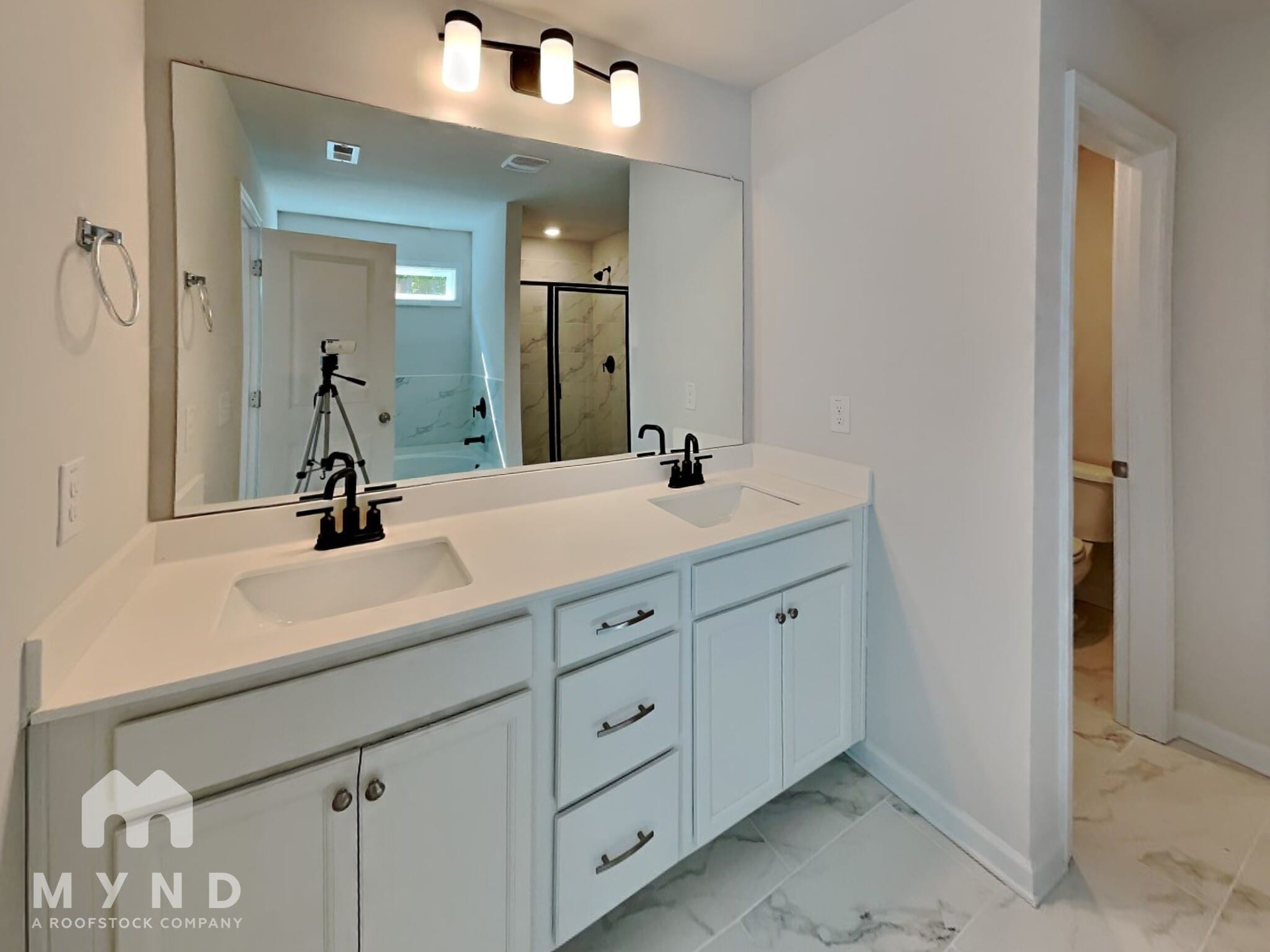Building Photo - 107 Dew Drop Pointe