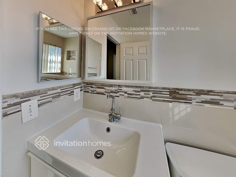 Building Photo - 16343 NW 21st St