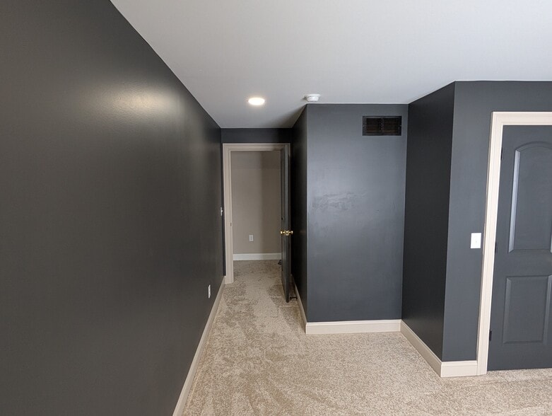 2nd bedroom - 319 Howard St