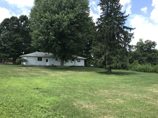 Building Photo - 2511 Lake Wilson Rd S