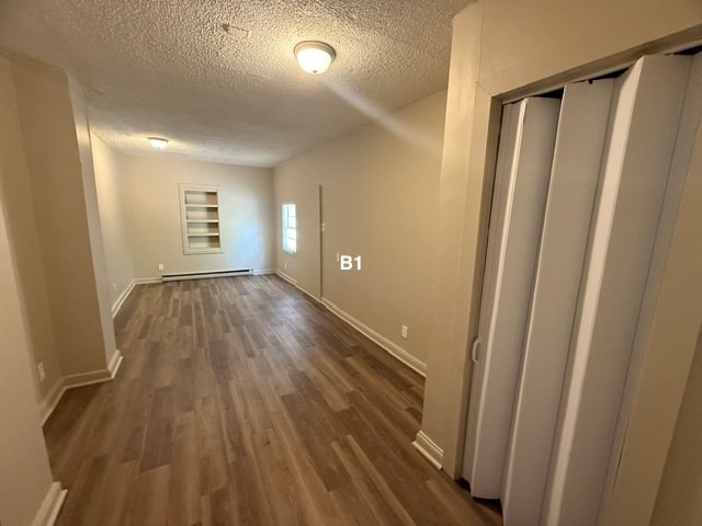 Building Photo - 822 Holt Ave