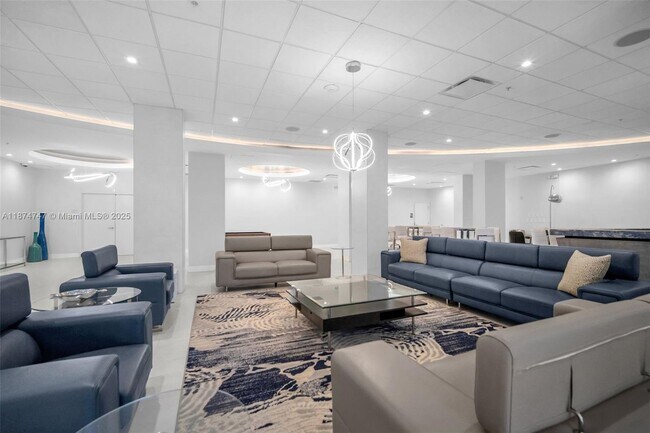 Building Photo - 3001 S Ocean Dr
