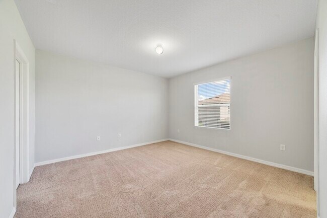 Building Photo - 257 Arbor Lakes Dr