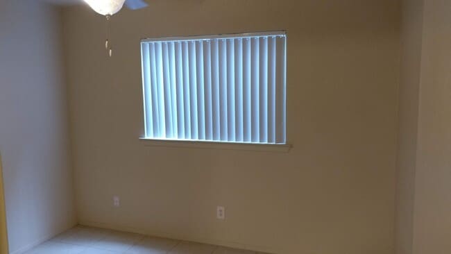 Building Photo - 2 Story home in NE Fresno, Clovis Schools ...