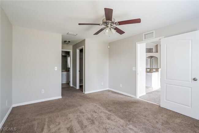 Building Photo - 769 Gaylord Ave S