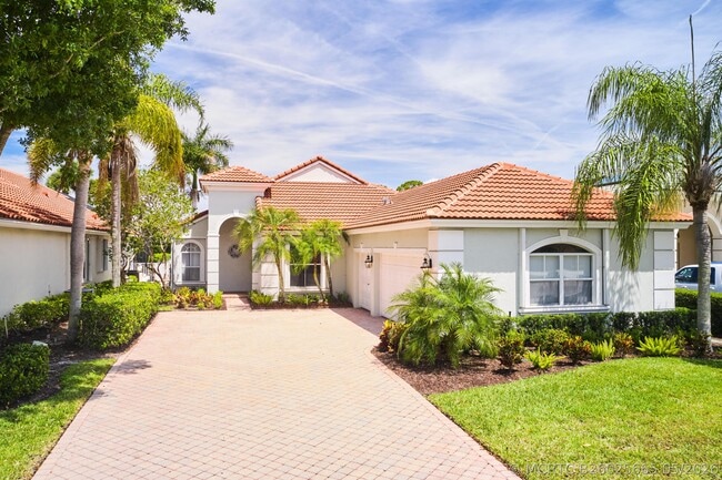 Building Photo - 8282 Spyglass Dr