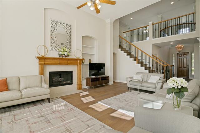 Building Photo - 412 S Hampton Ct