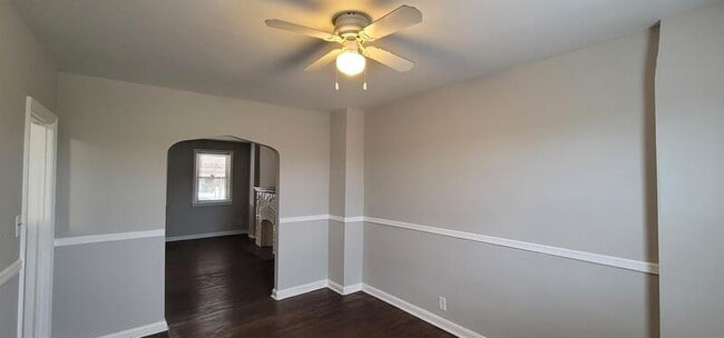 Building Photo - 4933 Edgemere Ave