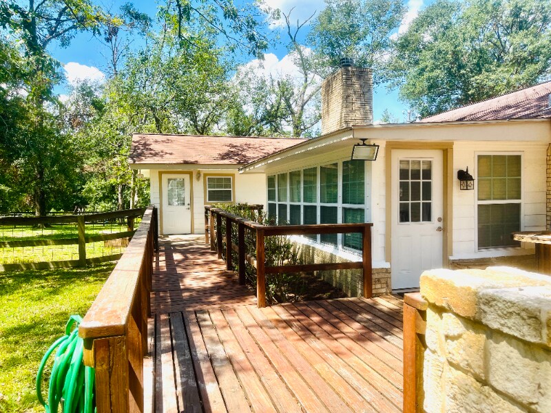 Building Photo - 13600 FM1314