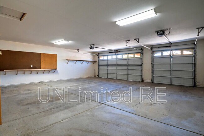 Building Photo - 4926 Mesa Blanca Way