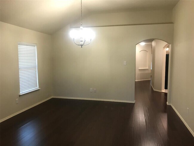 Building Photo - 14818 Wooded Glen Ct