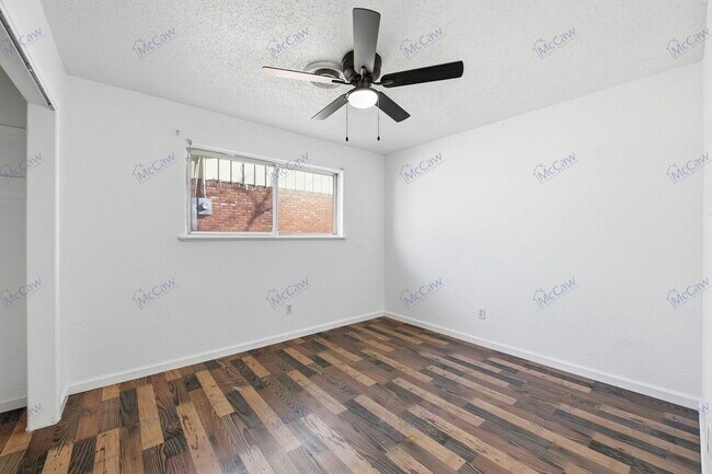 Building Photo - 6921 Greenlee St