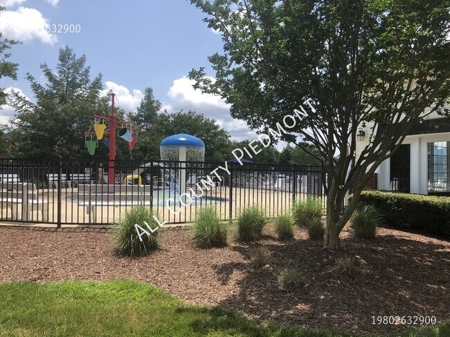 Building Photo - 5119 Alysheba Dr